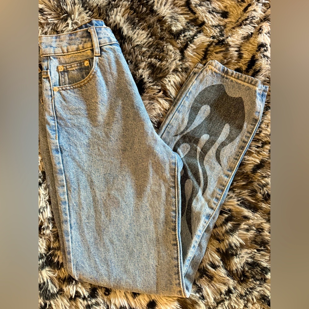 Adika Flame Graphic Light Wash Slim Straight Jeans​​